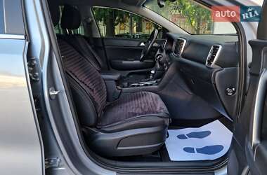 Позашляховик / Кросовер Kia Sportage 2021 в 
