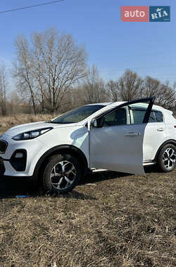 Позашляховик / Кросовер Kia Sportage 2019 в 