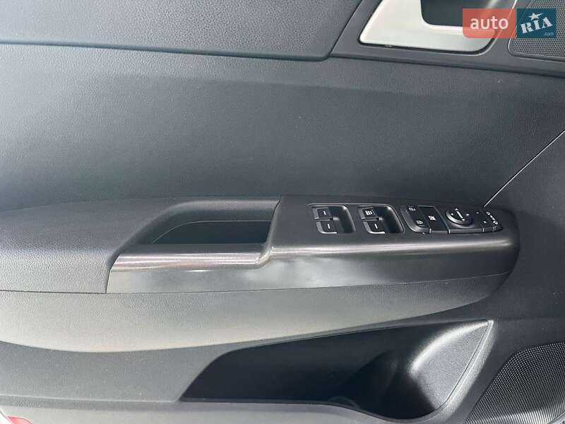 Внедорожник / Кроссовер Kia Sportage 2018 в Одессе