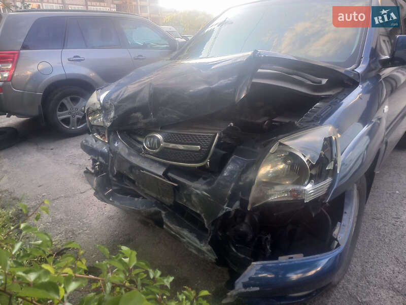 Внедорожник / Кроссовер Kia Sportage 2008 в Черкассах