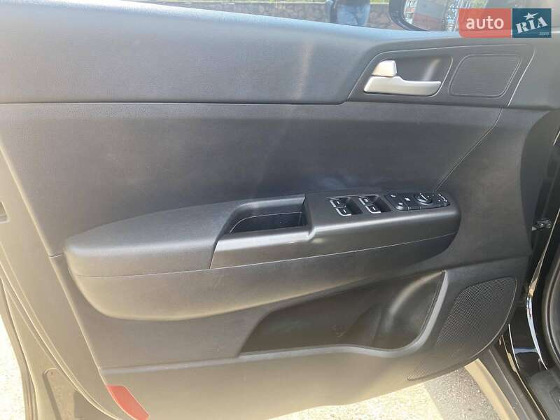 Позашляховик / Кросовер Kia Sportage 2018 в Запоріжжі