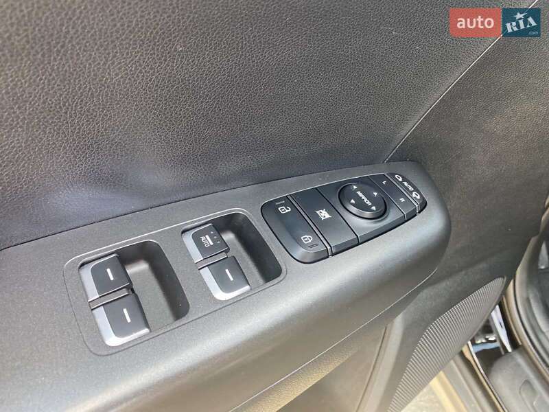 Позашляховик / Кросовер Kia Sportage 2018 в Запоріжжі