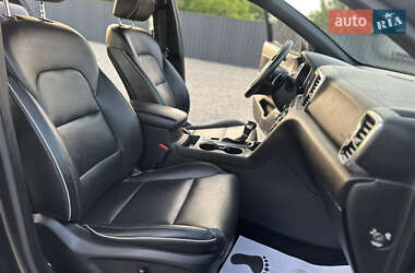 Внедорожник / Кроссовер Kia Sportage 2017 в 