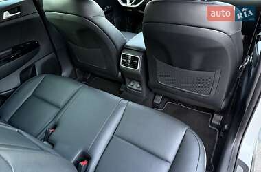 Внедорожник / Кроссовер Kia Sportage 2017 в 