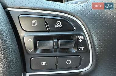 Внедорожник / Кроссовер Kia Sportage 2017 в 