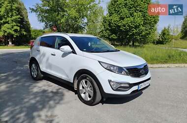 Внедорожник / Кроссовер Kia Sportage 2011 в 