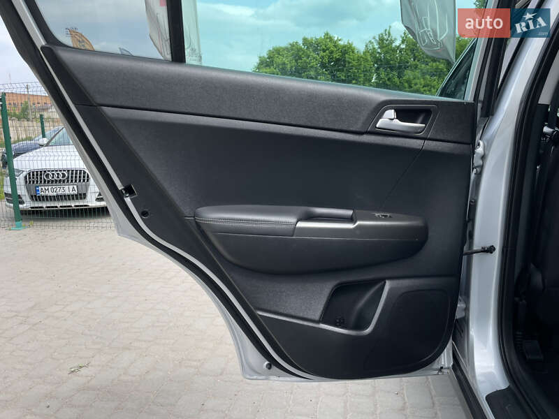 Позашляховик / Кросовер Kia Sportage 2018 в Бердичеві