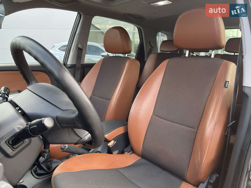 Позашляховик / Кросовер Kia Sportage 2009 в Полтаві