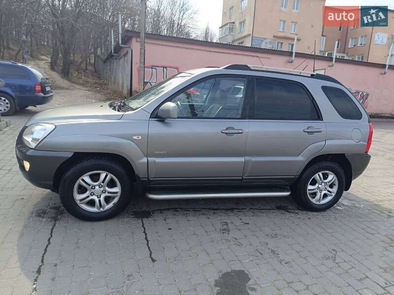 Позашляховик / Кросовер Kia Sportage 2006 в Хмельницькому