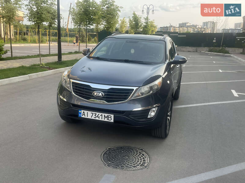 Внедорожник / Кроссовер Kia Sportage 2013 в Киеве