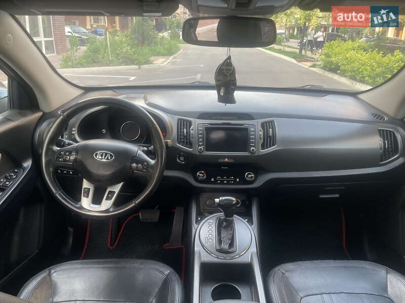 Внедорожник / Кроссовер Kia Sportage 2013 в Киеве