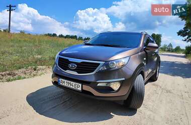 Внедорожник / Кроссовер Kia Sportage 2012 в 