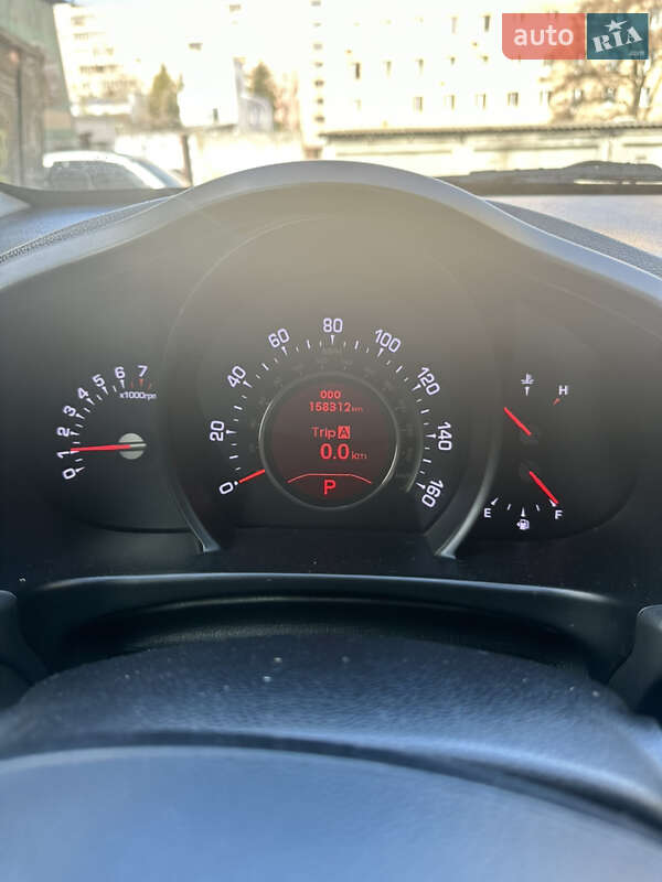 Внедорожник / Кроссовер Kia Sportage 2013 в Кропивницком