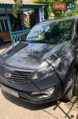 Внедорожник / Кроссовер Kia Sportage 2012 в 