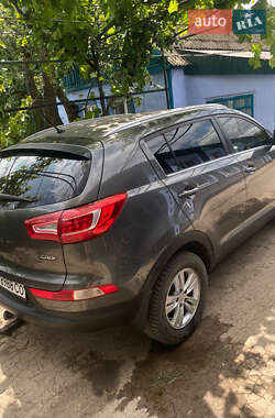 Внедорожник / Кроссовер Kia Sportage 2012 в 