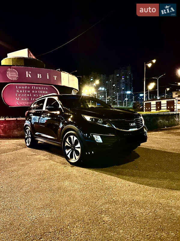 Внедорожник / Кроссовер Kia Sportage 2013 в 