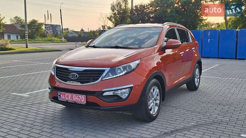 Внедорожник / Кроссовер Kia Sportage 2013 в 