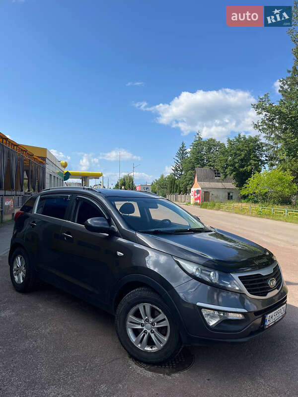 Внедорожник / Кроссовер Kia Sportage 2011 в Житомире