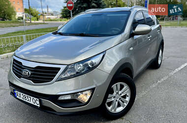 Позашляховик / Кросовер Kia Sportage 2013 в Харкові