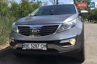 Позашляховик / Кросовер Kia Sportage 2015 в Миколаєві