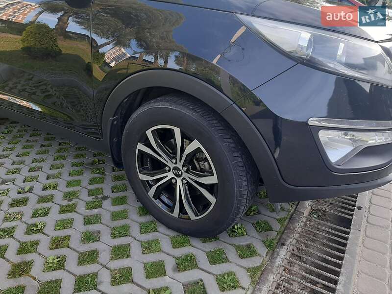 Внедорожник / Кроссовер Kia Sportage 2013 в Тернополе