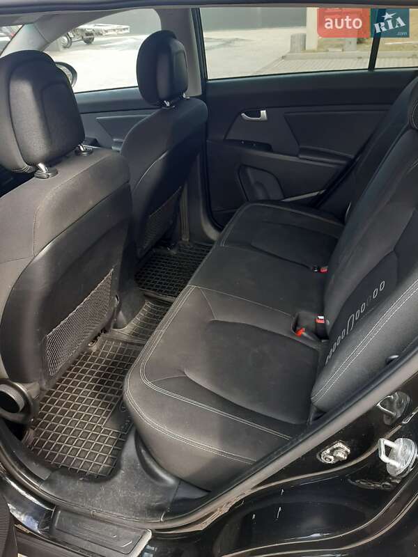 Внедорожник / Кроссовер Kia Sportage 2013 в Тернополе