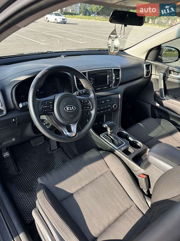 Внедорожник / Кроссовер Kia Sportage 2017 в Кропивницком