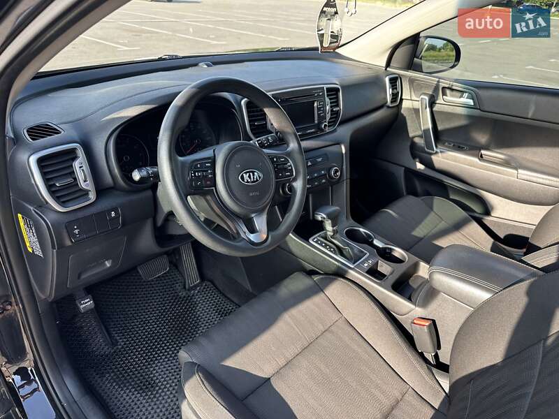 Внедорожник / Кроссовер Kia Sportage 2017 в Кропивницком