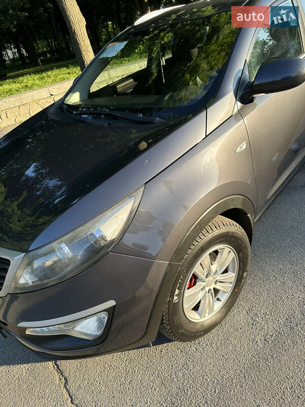 Внедорожник / Кроссовер Kia Sportage 2013 в Житомире