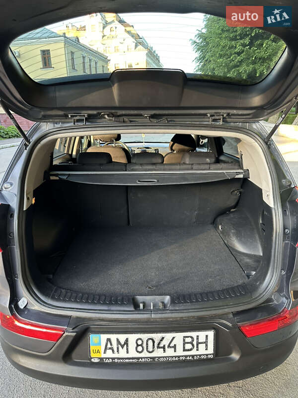 Внедорожник / Кроссовер Kia Sportage 2013 в Житомире