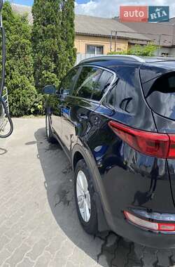 Внедорожник / Кроссовер Kia Sportage 2017 в 