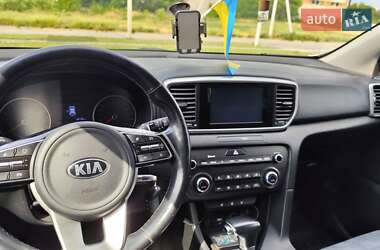 Позашляховик / Кросовер Kia Sportage 2019 в 