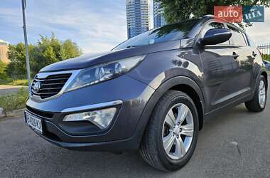 Внедорожник / Кроссовер Kia Sportage 2013 в Киеве
