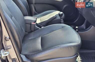 Позашляховик / Кросовер Kia Sportage 2009 в 
