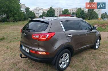 Внедорожник / Кроссовер Kia Sportage 2011 в 
