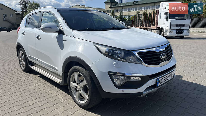Внедорожник / Кроссовер Kia Sportage 2012 в Луцке