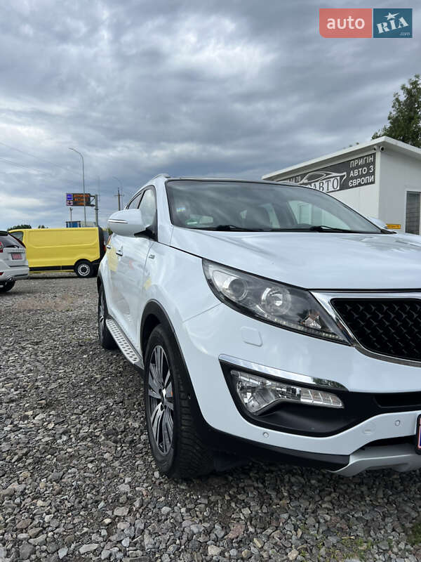 Позашляховик / Кросовер Kia Sportage 2015 в Бродах