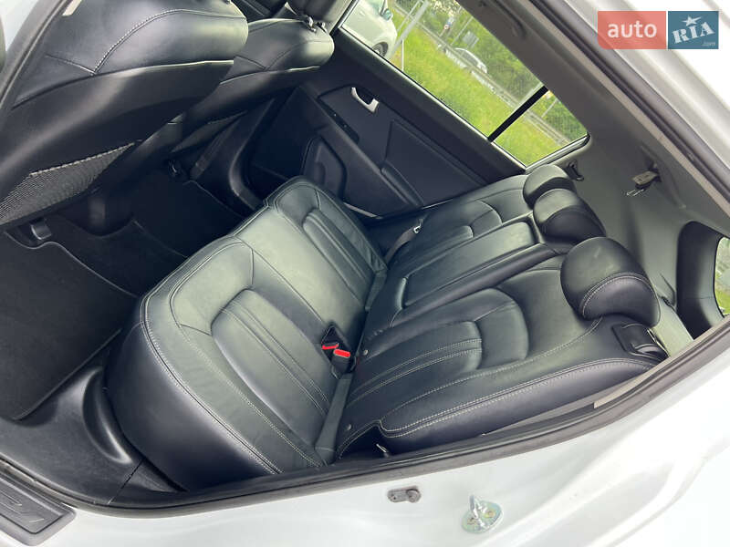 Позашляховик / Кросовер Kia Sportage 2015 в Бродах