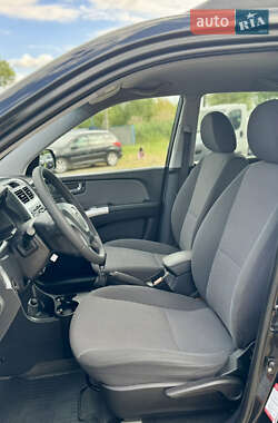 Позашляховик / Кросовер Kia Sportage 2010 в 