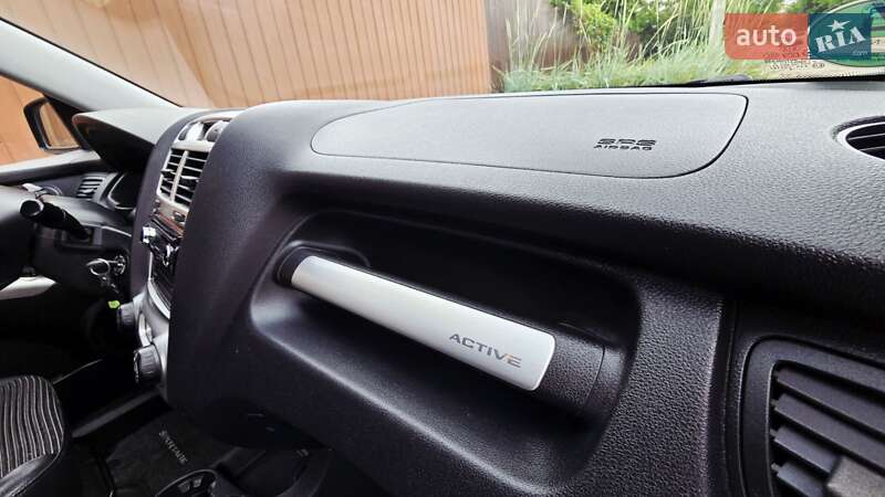 Внедорожник / Кроссовер Kia Sportage 2006 в Полтаве