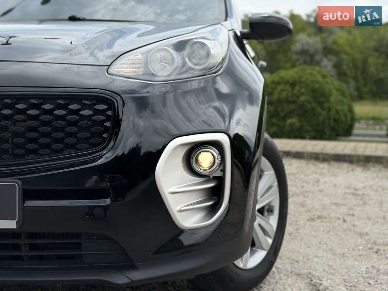 Внедорожник / Кроссовер Kia Sportage 2016 в Днепре