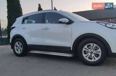 Внедорожник / Кроссовер Kia Sportage 2017 в 