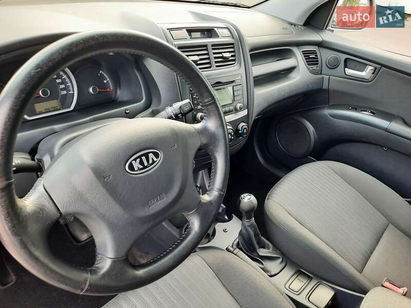Внедорожник / Кроссовер Kia Sportage 2009 в Полтаве