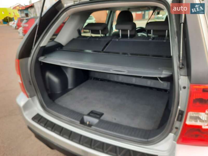 Внедорожник / Кроссовер Kia Sportage 2009 в Полтаве