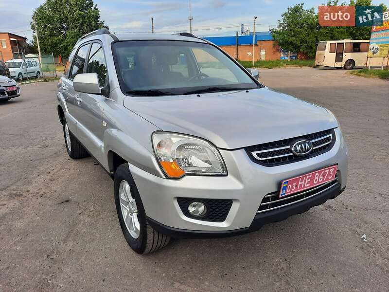 Внедорожник / Кроссовер Kia Sportage 2009 в Полтаве