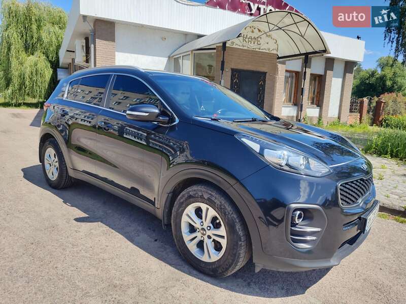 Внедорожник / Кроссовер Kia Sportage 2016 в Шостке