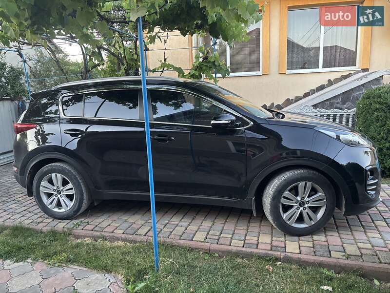 Внедорожник / Кроссовер Kia Sportage 2015 в Залещиках