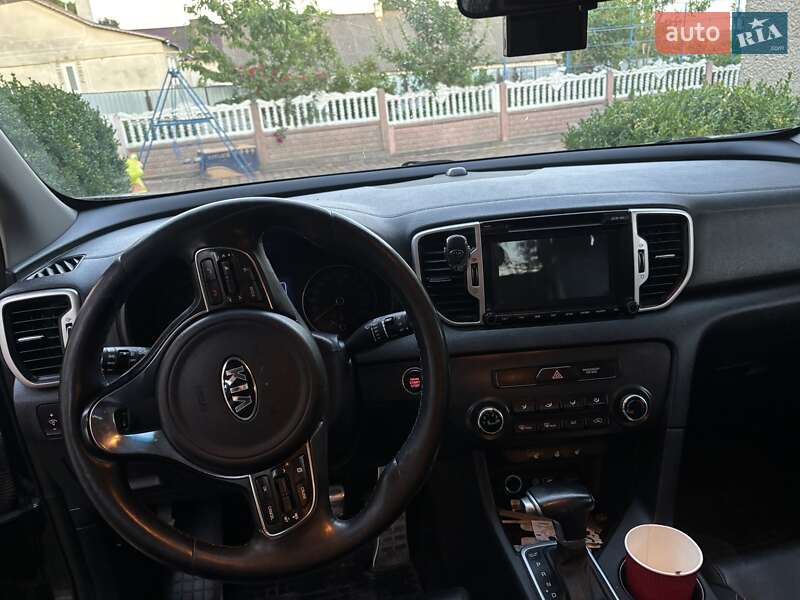 Внедорожник / Кроссовер Kia Sportage 2015 в Залещиках