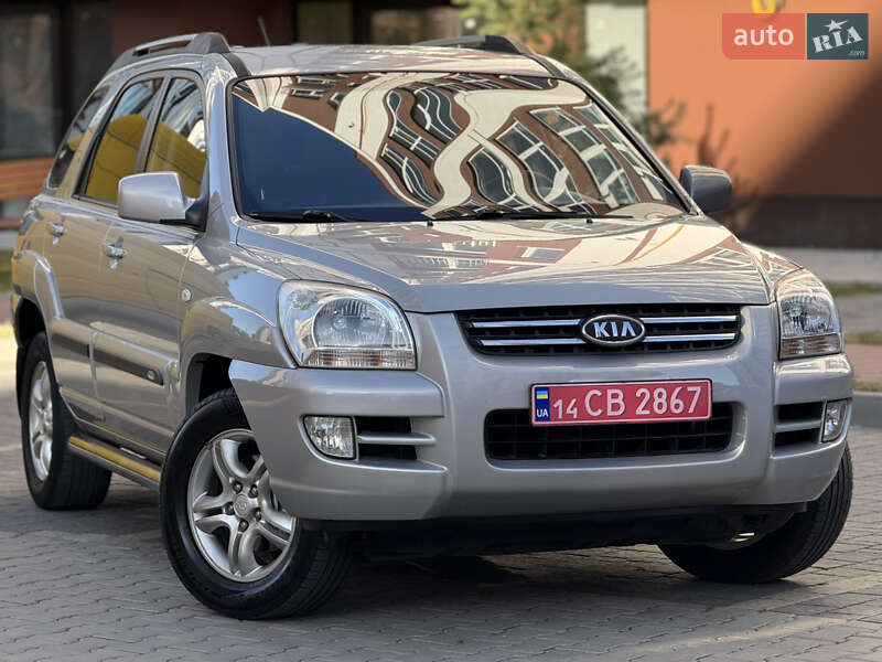 Позашляховик / Кросовер Kia Sportage 2008 в Івано-Франківську