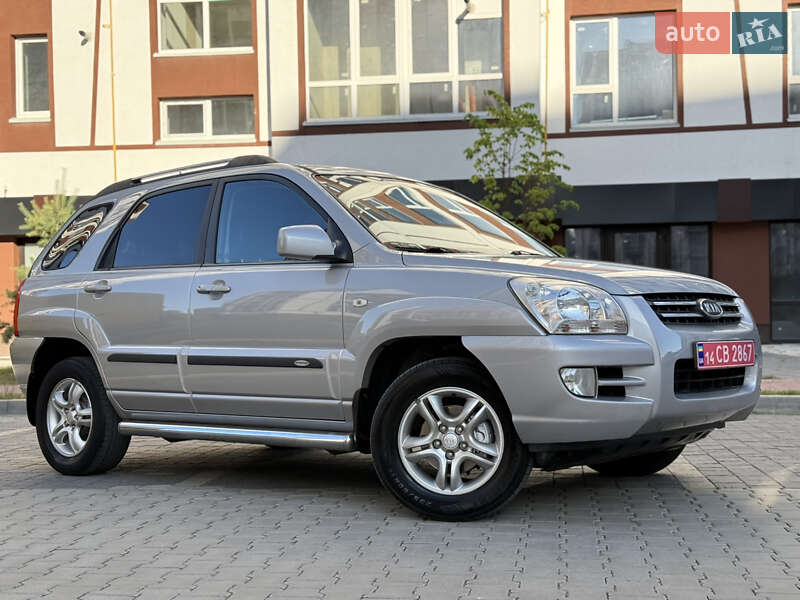 Позашляховик / Кросовер Kia Sportage 2008 в Івано-Франківську
